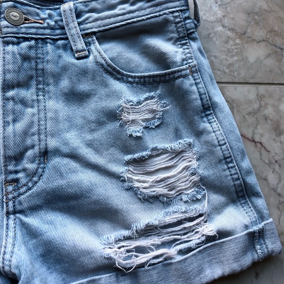 Hollister Shorts - Picture 3 of 3